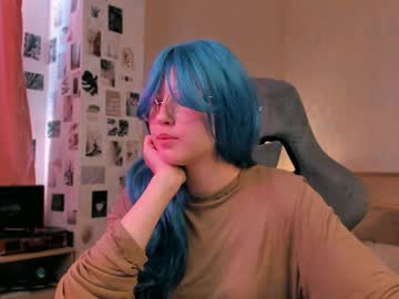 Headofchaturbats, 18 years old, Hello, today my first day, how ab you ? Goal: air kiss :3 Sorry for my #shy type, Im #new there and bec Im #young #18 y.o lady [0 tokens remaining], webcam photo