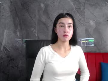 Heidy_4, 19 years old, GOAL: show tits [60 tokens remaining] Welcome to my room! #feet #young #18 #natural #c2c #naked #new #smalltits, webcam photo