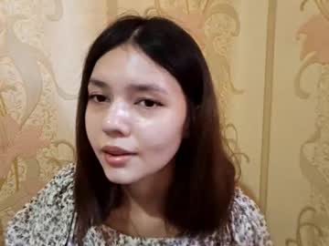 Helgakraszewski, 20 years old, Goal: Show my outfit Hi all! My name is Alice. I really need your support on my first day:) #new #shy #young #18 #teen [75 tokens remaining], webcam photo