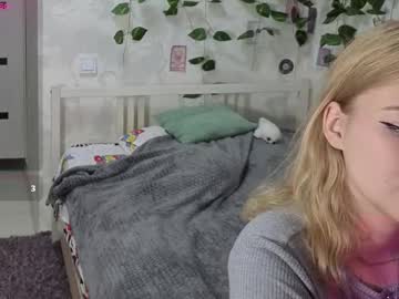 Hellenhornny, ?Private is open ?  #teen  #blonde #bigboobs #18 #lovense, webcam photo