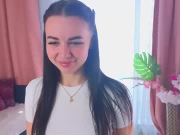 Henriettabeverley, 18 years old, Goal: Show my panties color? #new #shy #bigboobs #bigass #18? [23 tokens remaining], webcam photo