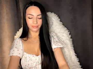 Herlindagaribaldi, 19 years old, GOAL: A little closer to my lips [22 tokens remaining] Let's get to know each other on my first day  #shy #skinny #new #bigboobs #18, webcam photo