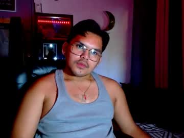 Hairy cam model Holydiorx live now