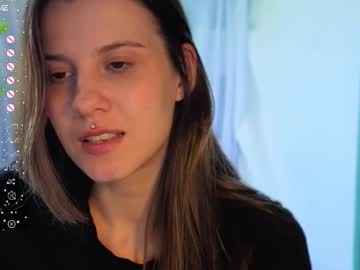 Honeylem0n, 30 years old, GOAL: Hand Bra [50 tokens remaining] Welcome to my room! ?Domi ON ? #curvy #new #dance #bigass #lovense, webcam photo