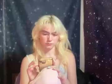 Honeyxlimbed • smalltits29y • United States • private