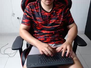 Horny_boy_23_ big cock cam stud 25 yrs streaming live