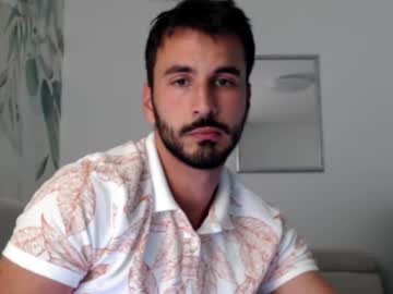 Hornyasfuckk33 • hunk24y • your neightboor • public