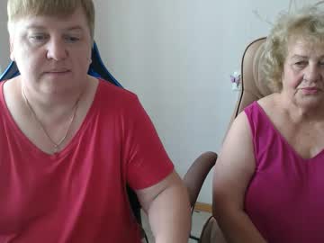 Live Milf Hotfiremommy, 44 yrs - Hot Milf Cams