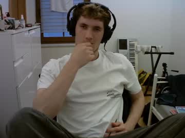 hotguy_228041's Profile Image