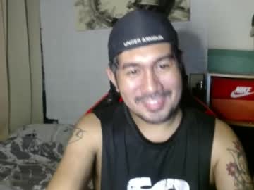 Muscle cam star Hothunkybear23, 32 yrs