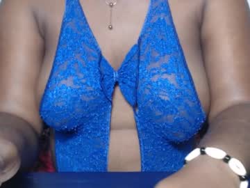 Hottyjuzzi4 • deepthroat • chaturbate • public