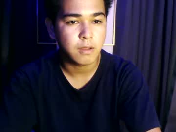 Huge_oswynx big cock cam stud streaming live