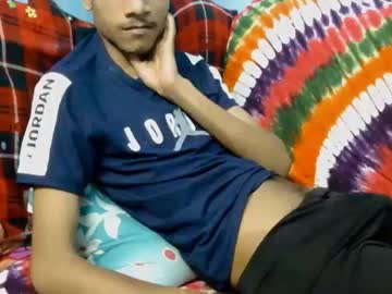 Huntingbearbottom big cock cam stud 20 yrs streaming live