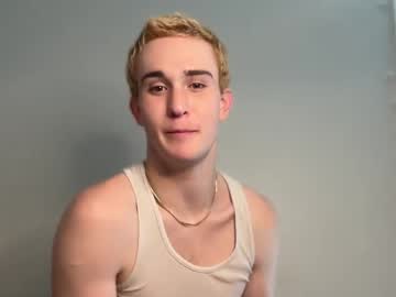Feet Cams Live model Iceburg_slim, age 20 streaming Foot Fetish VR