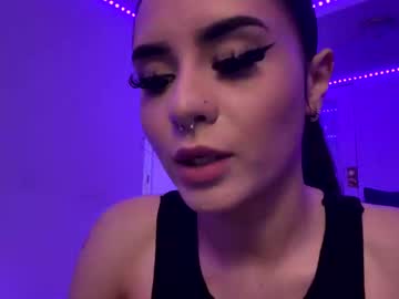 Icyalazae • newgirl21y • United States • public