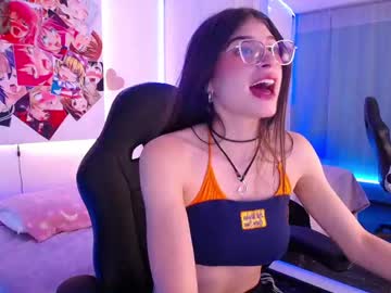 Imchloe_, 18 years old, Imchloe_'s room   #latina  #Daddysgirl  #bigass  #18  #smalltits, webcam photo
