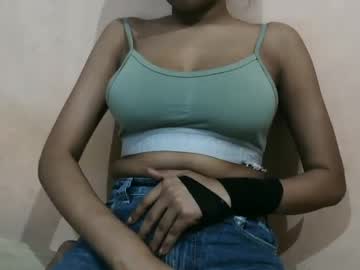 Skinny Asian cam girl Indianpatakha live in HD