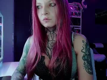 Inesdesire • tattooed31y • Germany • public