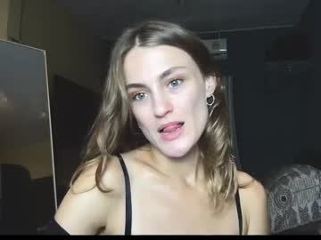 Inspirebyeva, 25 years old, GOAL: ? Tip Goal — Slow strip & favorite move ? [194 tokens remaining] Welcome to my room! #new #fit #smalltits #cute #pvt, webcam photo
