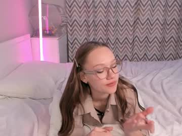 Isabellaafoxx • shygirl18y • Riga, Latvia • public