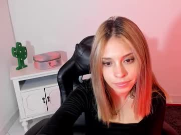 Its_arianasweet, 18 years old, Come and have fun with me #shy #petite #18 #skinny #new, webcam photo
