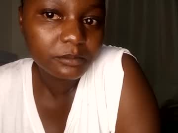 Ivvania • cream • Kenya • public