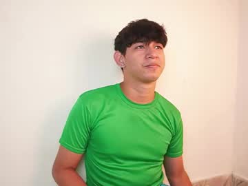 Live twink cam Jackcortis, age 22 yrs nude and streaming