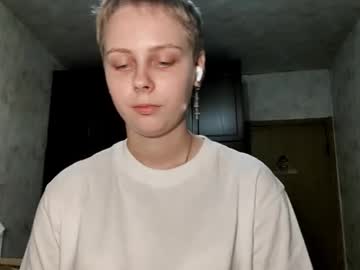 Jaclynstreitenberge, 18 years old, First day! Goal:Show my sexy tongue #skinny #new #young #shy #18 [0 tokens remaining], webcam photo