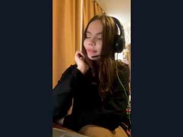 Jacqulinescarpone, 18 years old, GOAL: lower pants and show you my sweet belly!? Hey! My name is Adeline, my first day here! #shy #new #18 #young #skinny [64 tokens remaining], webcam photo