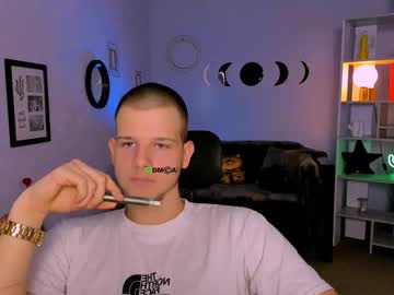 Jasper_deeper, GOAL: my first goal [249 tokens remaining] Welcome to my room! #feet #shy #teen #18 #new, webcam photo