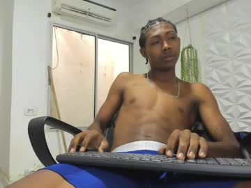 Jax_maliq, Hello, welcome to my room #master #bigcock  #BBC #18 #cum [1000 tokens remaining], webcam photo