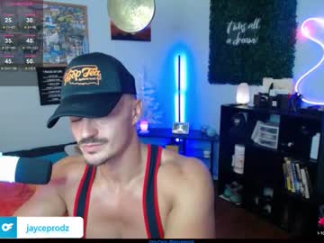 Muscle cam star Jaycenutz, 33 yrs