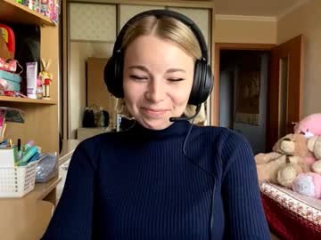 Jaynafriess, 18 years old, Goal:  heart with my hands  ^^   ^^ Hello! I'm Mira and this is my first day here ^^ Let's have some fun :3 I'm #18 #new #cute #teen  #bigboobs [25 tokens remaining], webcam photo