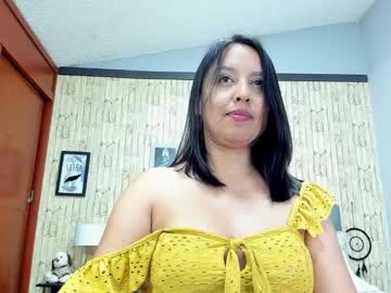 Jazmin_angel, 28 years old, Jazmin_angel's room Flash Tits = 40 tkns #cute #smile #young, webcam photo