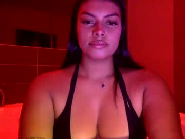 Feet Cams Live model Jennifer_oliveira, age 22 streaming Foot Fetish VR