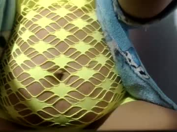 Jess_beltran_, 22 years old, Pregnant babe live – let’s play with my belly ? #pregnant #belly #young", webcam photo