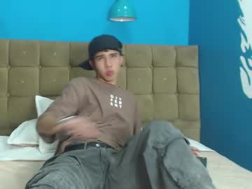 Jhei_king, Heeyyy! :) **Dear, nice to see you here, come on and lets fun!! ** #muscle #18 #new #latino #feet, webcam photo