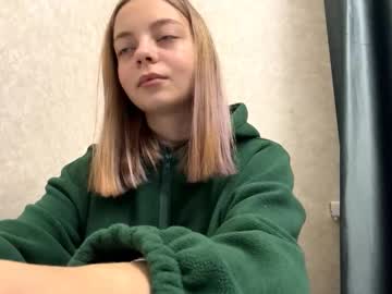 Jimmiesobczynski, 18 years old, Goal-show my tongue  My name is Steff its my 1st day here lets have some talk #new #shy #teen #18 #french [54 tokens remaining], webcam photo