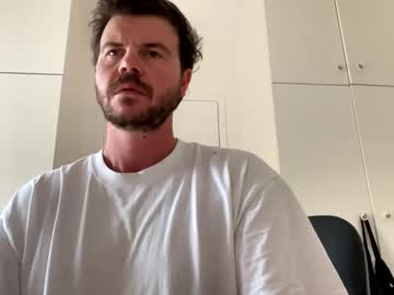 My live show as jmajick streaming now