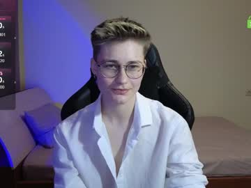 Joan_night, GOAL: Spanks ass x10 [75 tokens remaining] ? #cute #shy #tomboy #young #shorthair, webcam photo