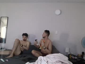 Johnerik_95 big cock cam stud 29 yrs streaming live