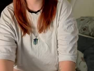 Jolandaoliveras, 18 years old, My first day in 3d world. Heey my name is Lina! Glat to see u here. It's my first day with u! Goal- caress my legs. Sorry i'm a little shy. Whether we can dial 100 sub????? #shy #redhead #cute #teen #new [, webcam photo