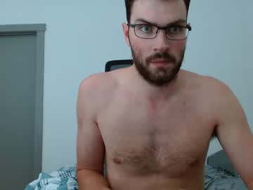Jonnyy2420 • bi • United States • public