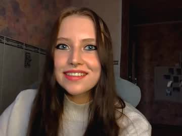 Josiemalla, 18 years old, Goal: Slowly touch My neck, ears, hair, lips : Hi, I`m Alice , and I`m #new here ? #teen #young #18 #shy [88 tokens remaining], webcam photo