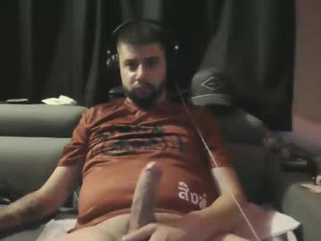 Juicygoodness484 big cock cam stud 36 yrs streaming live