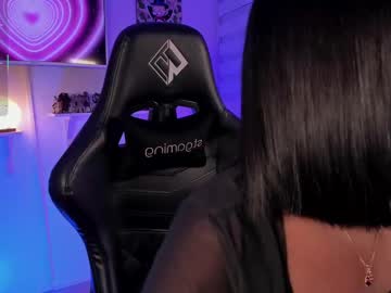Julietariverss, 25 years old, GOAL: See my outfit today?? [200 tokens remaining] Thank you so much for helping me reach my goal! ? You're amazing ? Stay close, something even sweeter is coming ? #lush #natural #nonude #young #cum, webcam photo