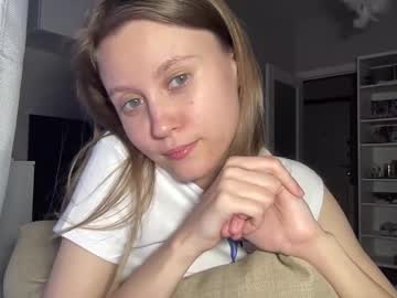 Julietsensation • nonude • Poland • public