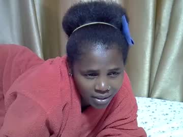 julite_tee - Live EU Performer