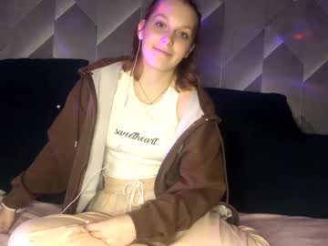 Justprettygirl, 18 years old, show my pretty belly #shy #teen #cute #new #18 [0 tokens remaining], webcam photo