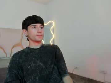 Kaelnigth_tay big cock cam stud 25 yrs streaming live